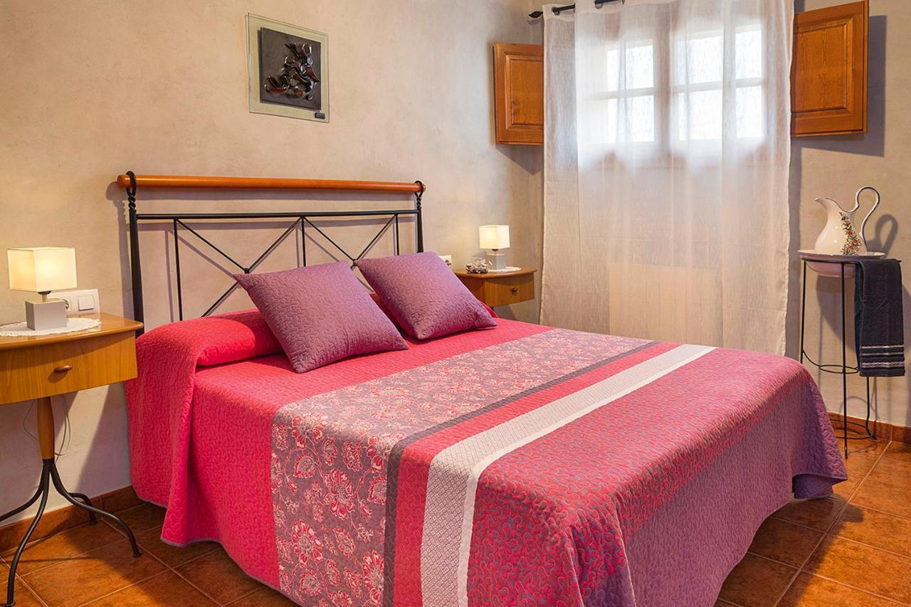 Turisme Rural Ca L,Anguila Casa de hóspedes Peratallada Exterior foto